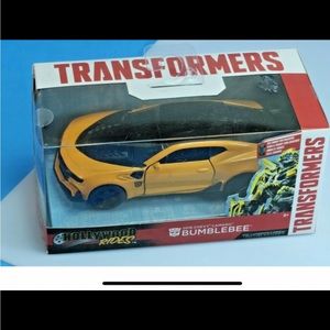 New Jada 2016 Transformers Chevy Camaro BUMBLEBEE Model Car 1:32.
